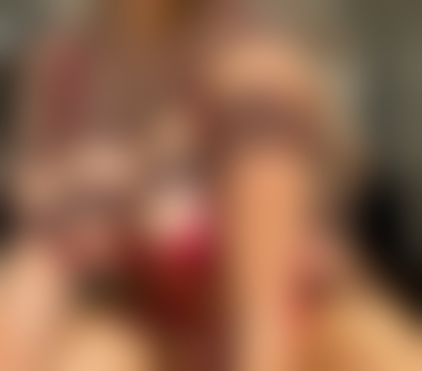 Escorts East London Havering - Photos for PARTY BLONDE MILF IN ROMFORD STATION 💥